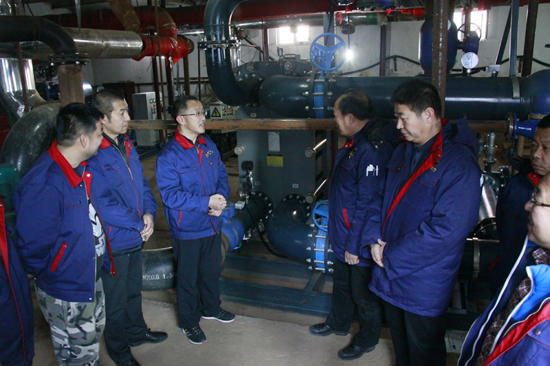 1519787295475673.jpg 講解使用設(shè)備的注意事項(xiàng).jpg